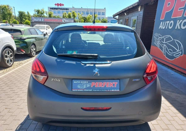 Peugeot 208 cena 37900 przebieg: 52000, rok produkcji 2017 z Łochów małe 232